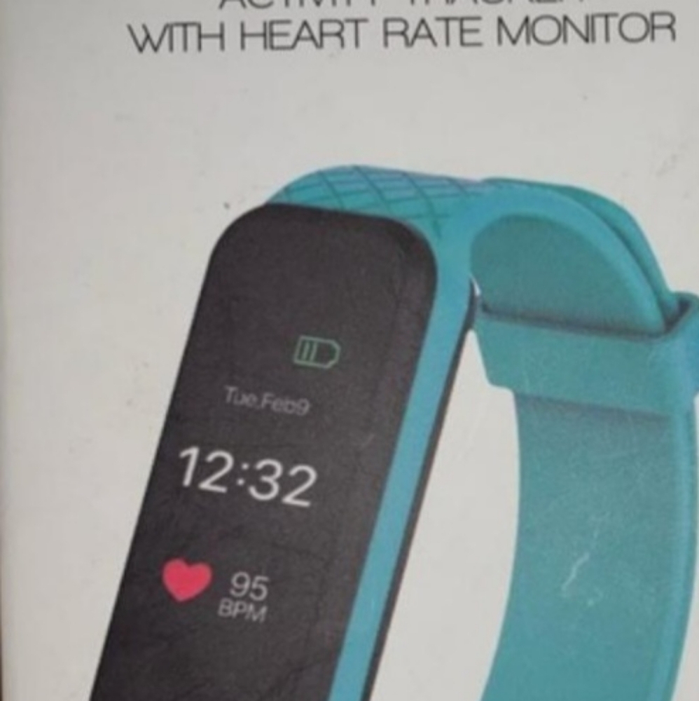 3 plus HR fitness tracker